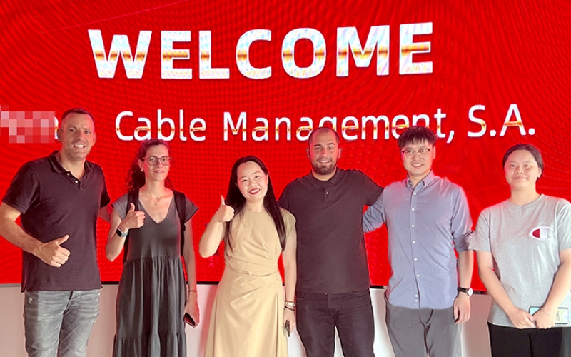 多家外企来访 老子有钱lzyq88品质走向世界