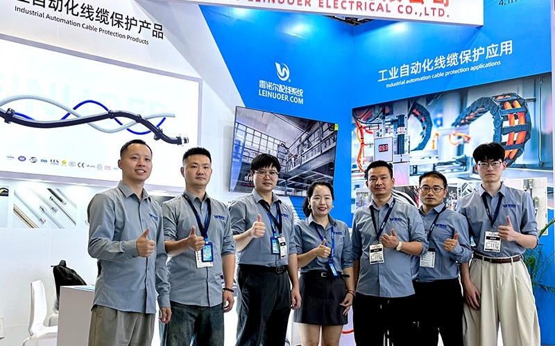 浙江老子有钱lzyq88电气参展工博会圆满成功，工业线缆连接保护方案收获关注与认可